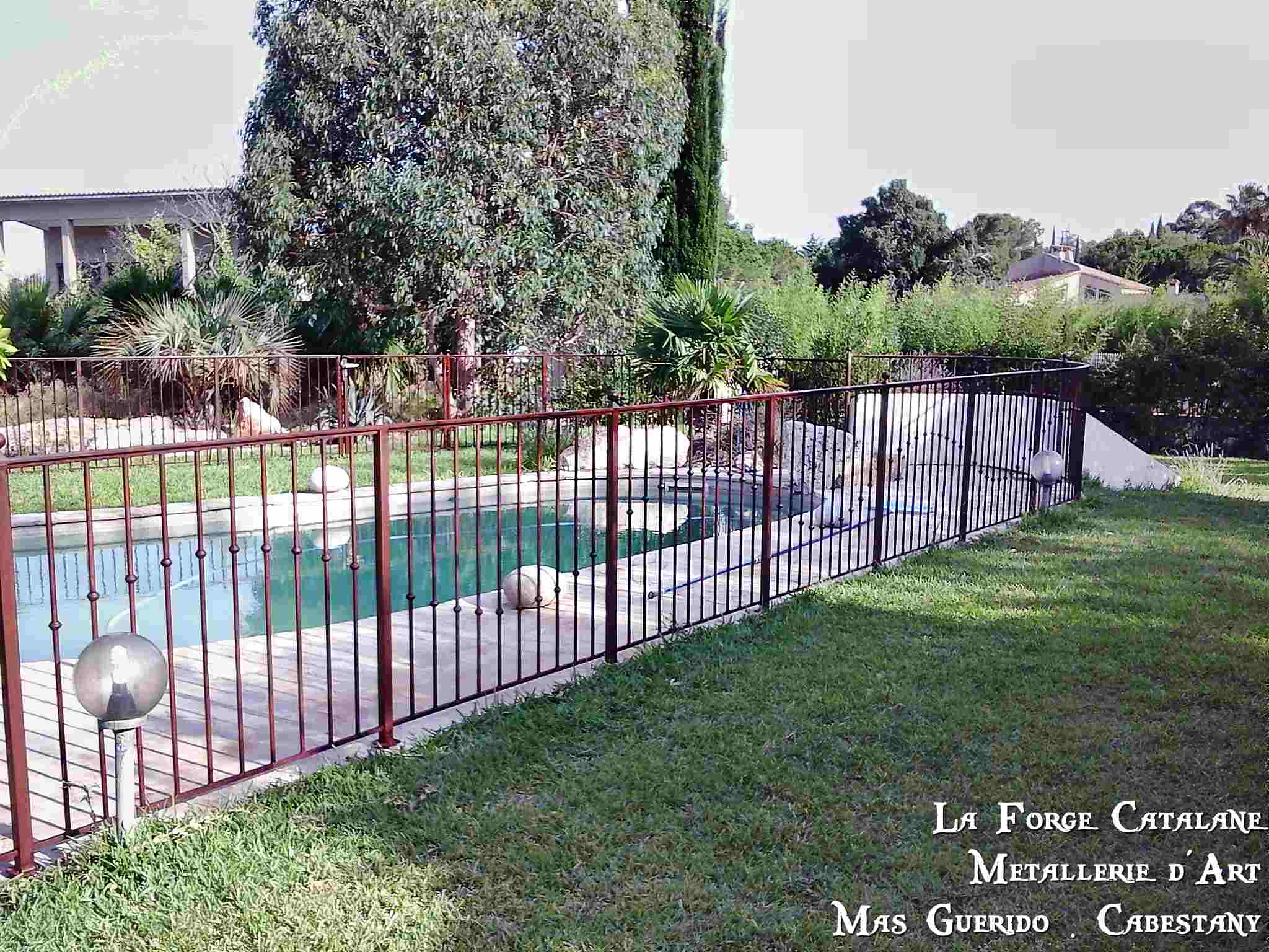 rambarde garde corps  barreaux droit bagues piscine fer La Forge Catalane.jpg